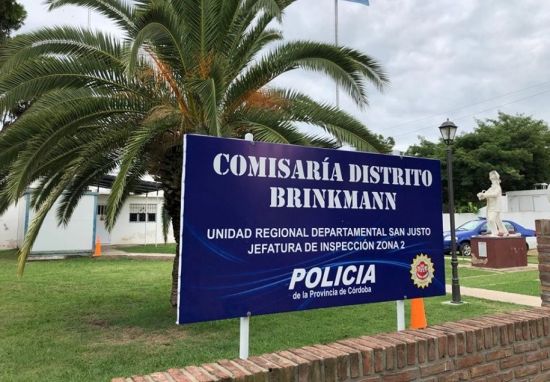 TIEMPO BRINKMANN: POR EL ROBO A PANADERÍA DETIENEN A UN MENOR TIEMPO BRINKMANN: POR EL ROBO A PANADERÍA DETIENEN A UN MENOR