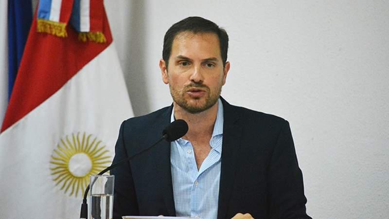 FISCAL NOTIFICÓ A 16 PERSONAS (ENTRE ELLOS A MARTÍN GILL) POR SUPUESTA VIOLACIÓN DE CUARENTENA FISCAL NOTIFICÓ A 16 PERSONAS (ENTRE ELLOS A MARTÍN GILL) POR SUPUESTA VIOLACIÓN DE CUARENTENA