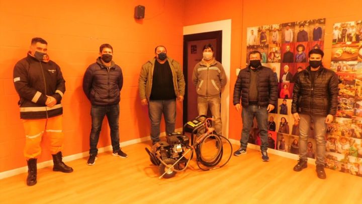 MARULL: MUNICIPALIDAD DONÓ EQUIPO A BOMBEROS VOLUNTARIOS