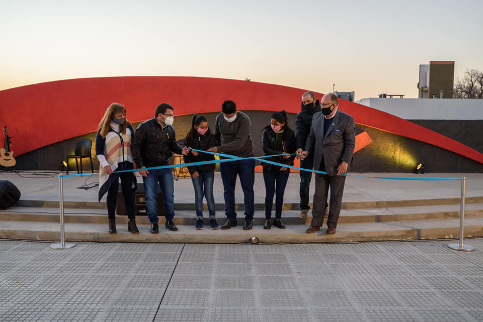 MARULL: SE INAUGURÓ LA PLAZA DEL BARRIO CENTENARIO MARULL: SE INAUGURÓ LA PLAZA DEL BARRIO CENTENARIO