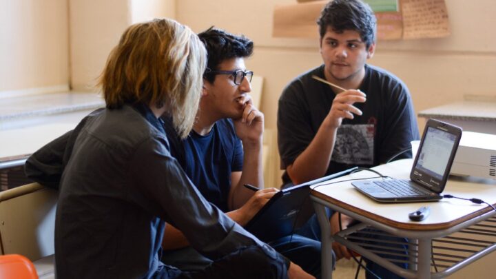 CÓRDOBA: HABILITAN EXÁMENES VIRTUALES PARA ALUMNOS DEL SECUNDARIO