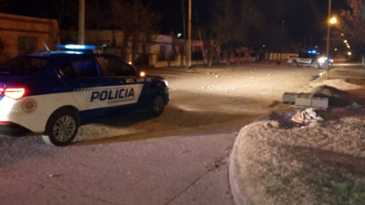 BALNEARIA: SEIS DETENIDOS Y DOS POLICÍAS LESIONADOS EN UNA PELEA