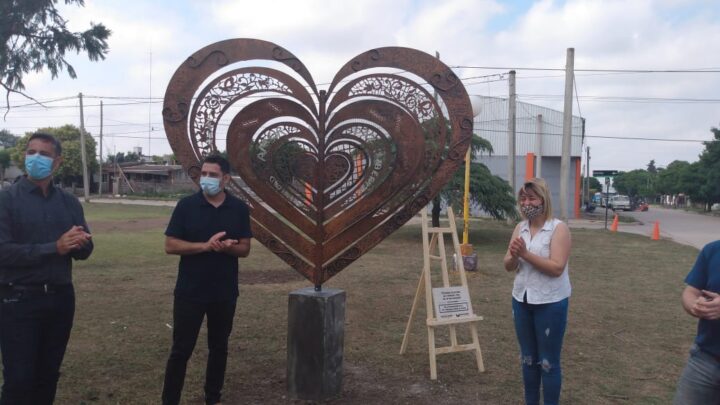 RIO PRIMERO: JUNTO A FUNCIONARIOS PROVINCIALES, COMENZÓ LA PUESTA EN VALOR DE LA PLAZA DE BARRIO YACUZZI