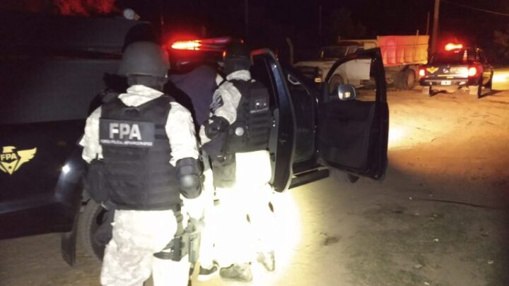 ARROYITO: FPA SECUESTRA COCAINA Y DETIENE A DOS PERSONAS