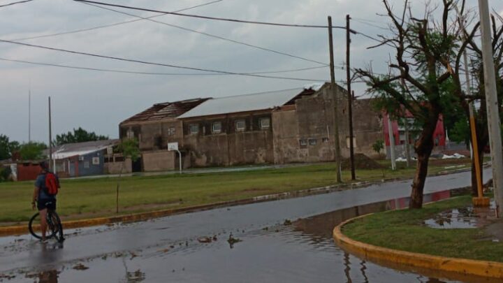 TREMENDAS IMÁGENES DE LOS DAÑOS PRODUCIDOS POR UN TORNADO EN COLONIA SAN BARTOLOMÉ