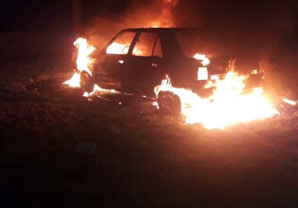 BRINKMANN: SE INCENDIÓ UN AUTO EN PLENA CIUDAD