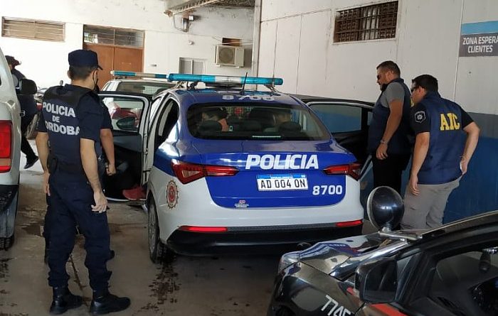 UNA PAREJA DE PRESUNTOS ESTAFADORES FUE DETENIDA EN MORTEROS UNA PAREJA DE PRESUNTOS ESTAFADORES FUE DETENIDA EN MORTEROS