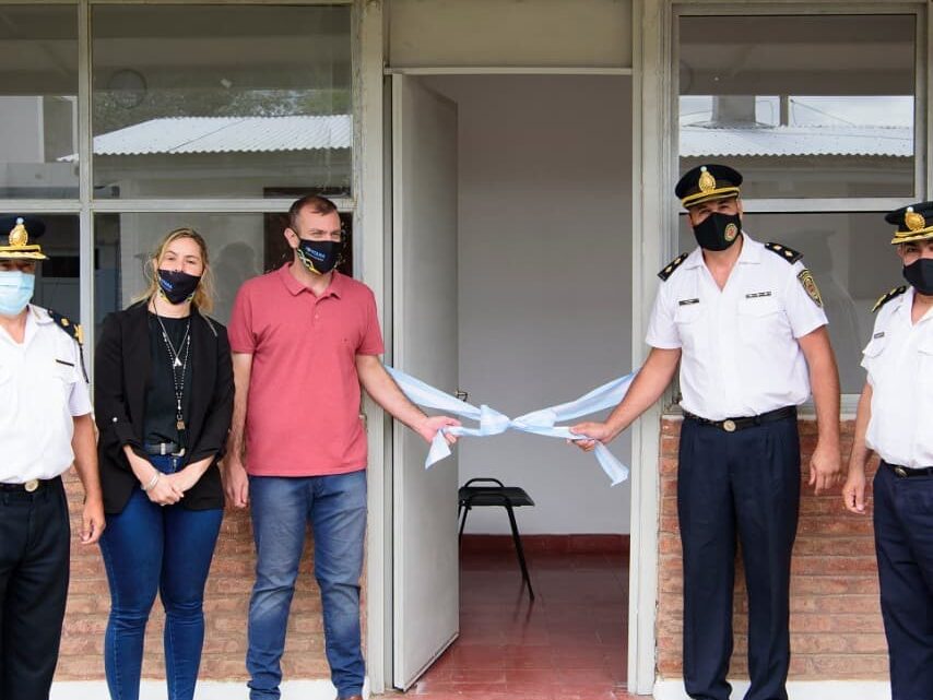 VILLA FONTANA RECIBIÓ UN NUEVO MÓVIL POLICIAL VILLA FONTANA RECIBIÓ UN NUEVO MÓVIL POLICIAL