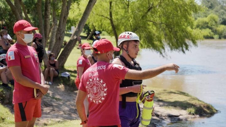 ARROYITO: GERS CAPACITÓ A PERSONAL DE CONTROL DEL BALNEARIO EN EL RÍO XANAES