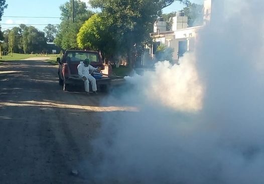 VILLA FONTANA: REALIZAN FUMIGACIONES CONTRA EL MOSQUITO TRANSMISOR DEL DENGUE