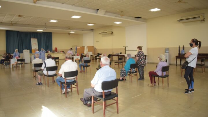 2089 VECINOS DE ARROYITO YA RECIBIERON LA VACUNA CONTRA EL COVID-19