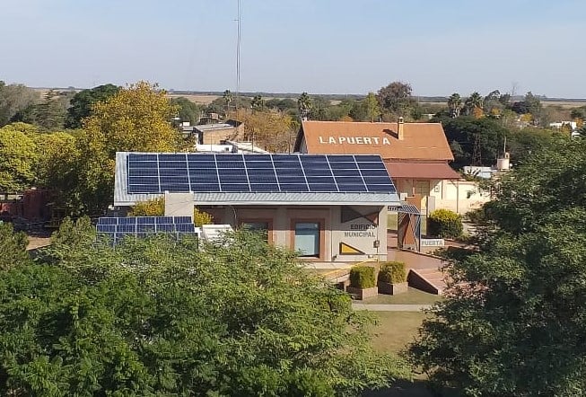 La Puerta sustentable: Instalaron paneles solares en dependencias municipales