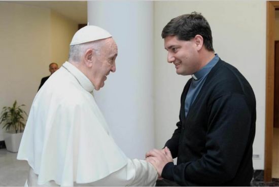 Mauro Casalis: de arquero y futuro veterinario a sacerdote