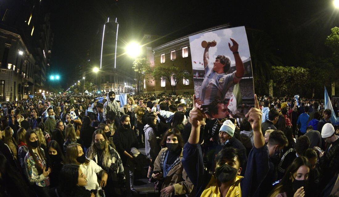Covid: Esperan que los festejos por la Copa América traigan nuevos casos