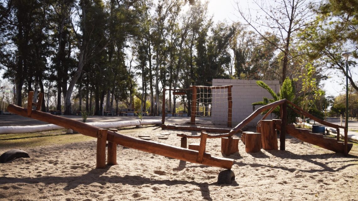 Arroyito: Continúa la puesta en valor del Balneario Municipal