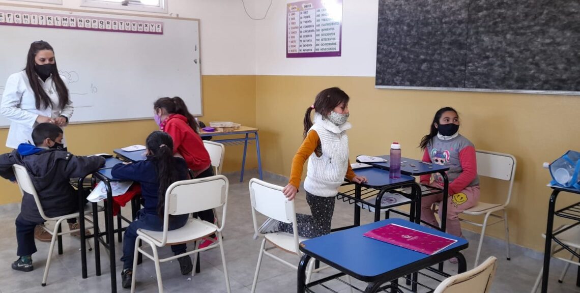 Villa Santa Rosa: Presentaron el programa Movilizando aprendizajes