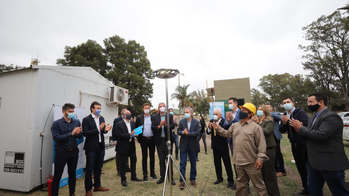 El Tío: Schiaretti inauguró la conexión a la red de gas de la empresa 350