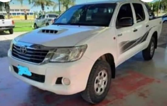 Morteros: Robó una camioneta en pleno centro, obligó a bajarse a una ocupante