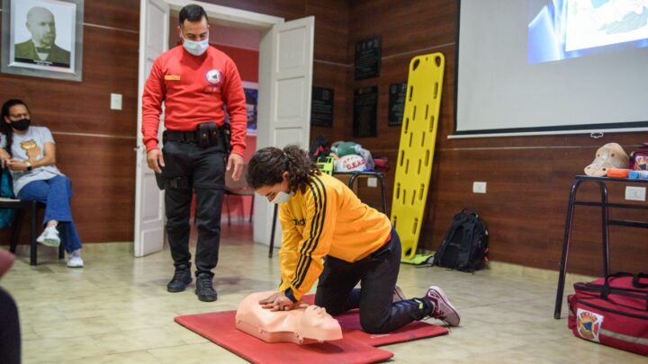 Marull: Directivos y profesores vinculados al deporte se capacitaron en primero auxilios