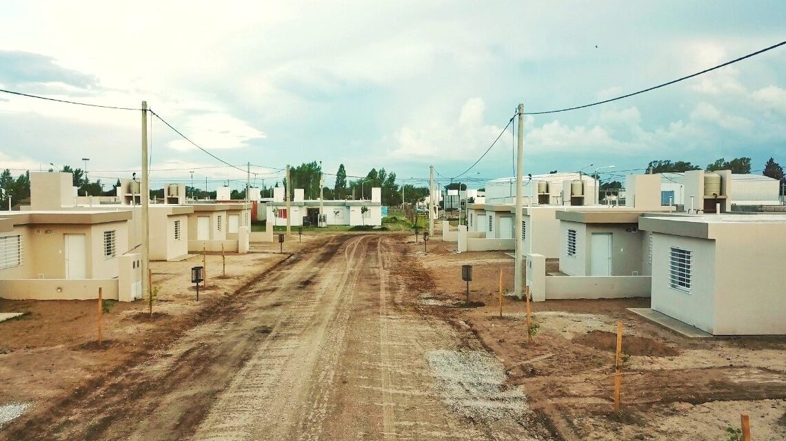 Arroyito: El 1 de diciembre sortean 14 viviendas municipales