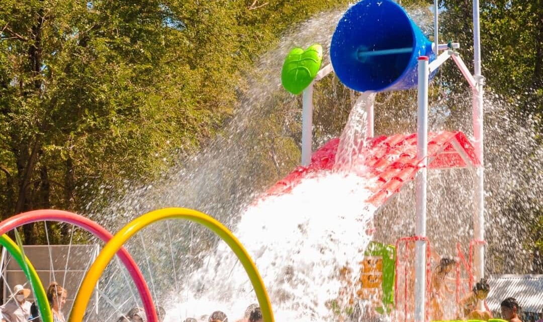 Río Primero: Municipalidad inauguró una nueva pileta con Parque Acuático Río Primero: Municipalidad inauguró una nueva pileta con Parque Acuático