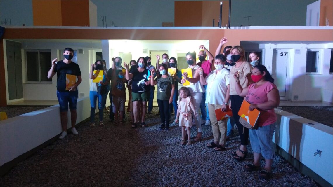 Río Primero: Cravero entregó 12 viviendas y anunció la construcción de 43 más en el 2022