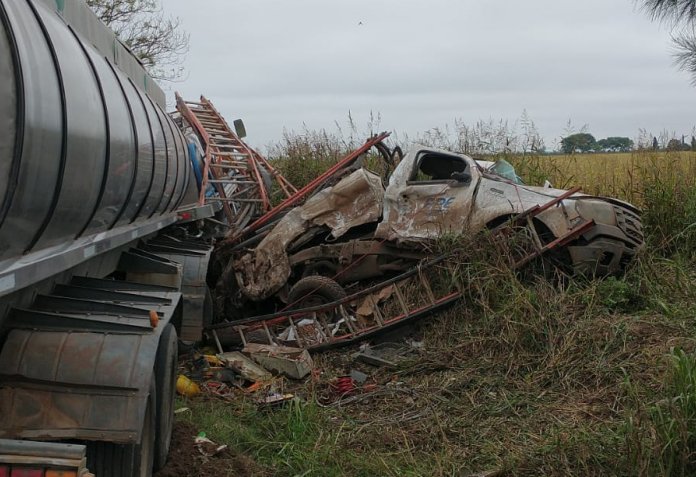 Dos muertos por un accidente en Monte Oscuridad