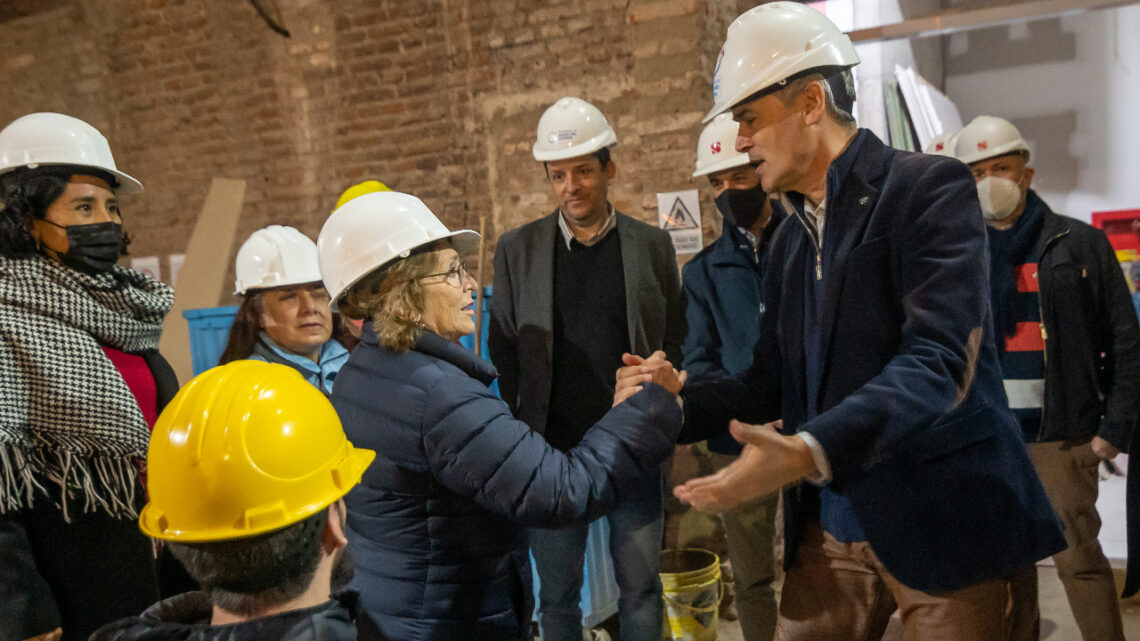 Tras 15 años de abandono, la gestión del intendente Llaryora recupera el emblemático Teatro Comedia