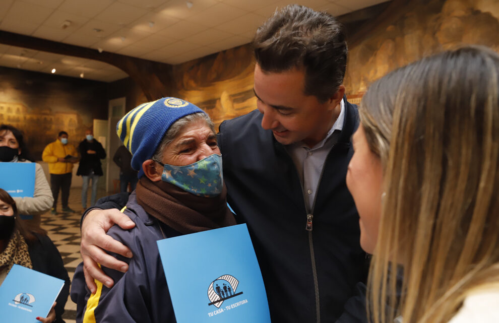 La Provincia ya escrituró 16.700 viviendas sociales