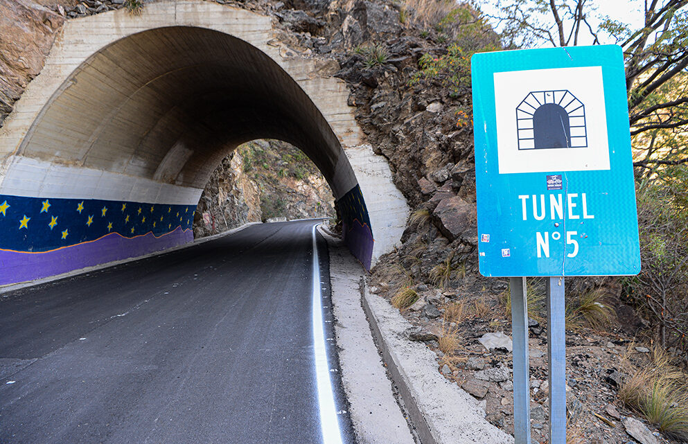 Turismo: Schiaretti habilitará la pavimentación del último tramo del Camino de los Túneles