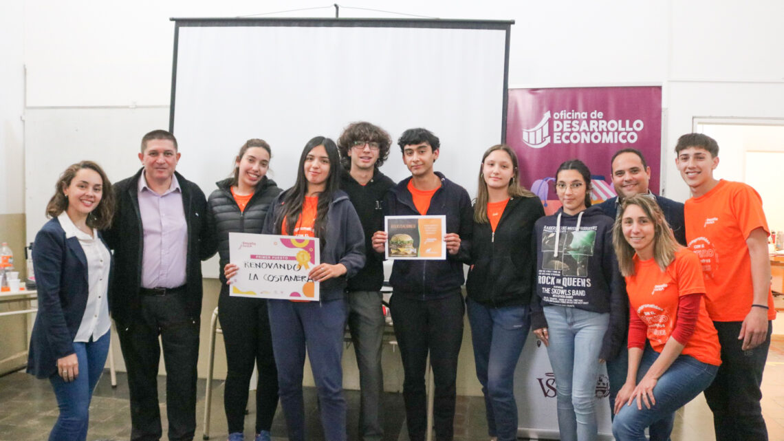 Villa Santa Rosa: siete equipos participaron del primer hackathon local