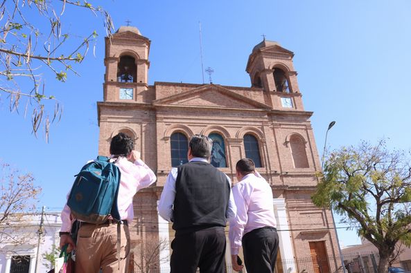 Villa Santa Rosa: importante apoyo de la Municipalidad para restaurar el templo Santa Rosa de Lima