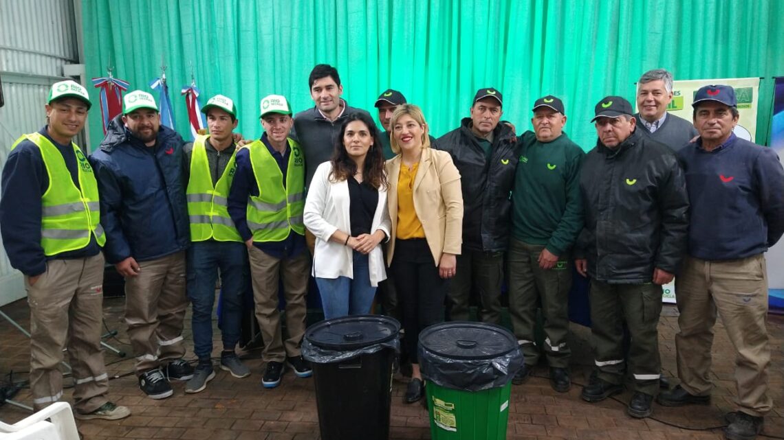 Río Primero: la intendenta Cravero presentó el programa Río Recicla