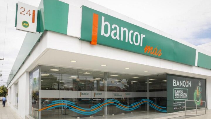 Paritaria record para los bancarios, 94% anual