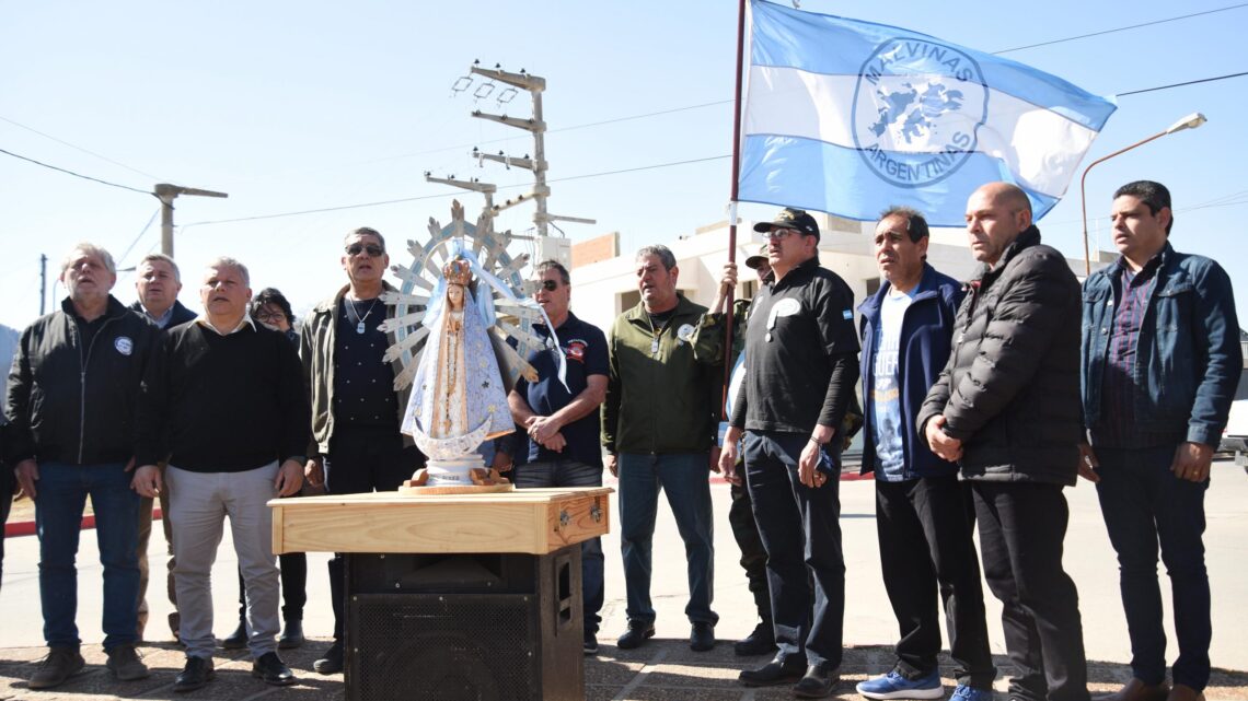 Arroyito recibió a la imágen de la Virgen de Luján que estuvo en Malvinas