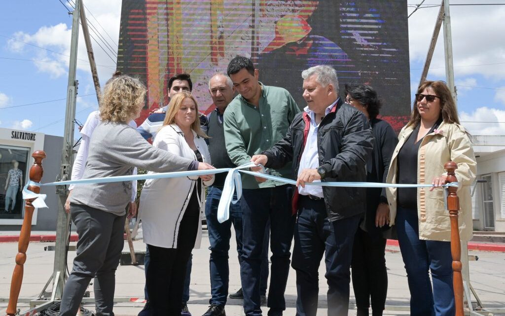 Arroyito: inauguraron otro tramo de la mega obra de desagües en el centro de la ciudad