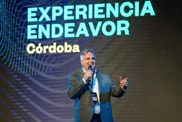 Llaryora en la apertura de “Experiencia Endeavor”, el evento de emprendedores más importante del país