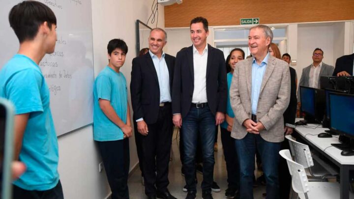 Schiaretti inauguró el edificio de la escuela PROA en Las Varillas