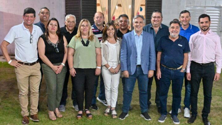 Intendentes de Colón y Cruz del Eje también “pegarán” sus elecciones a la provincia