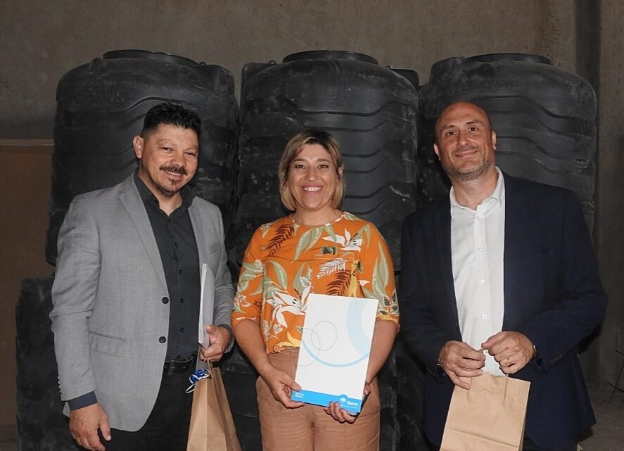Río Primero: importante donación del Banco Macro para damnificados por el tornado Río Primero: importante donación del Banco Macro para damnificados por el tornado