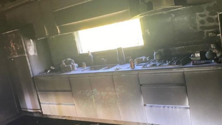 Balnearia: el incendio en una casa se habría originado por la hornalla de una cocina encendida