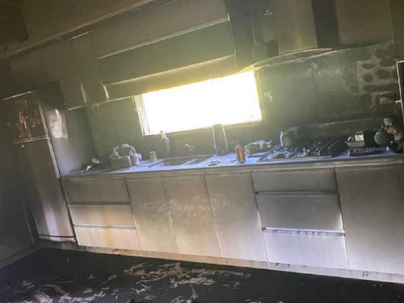 Balnearia: el incendio en una casa se habría originado por la hornalla de una cocina encendida