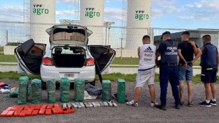 Caminera secuestró 300 kilos de marihuana en el acceso a San Francisco