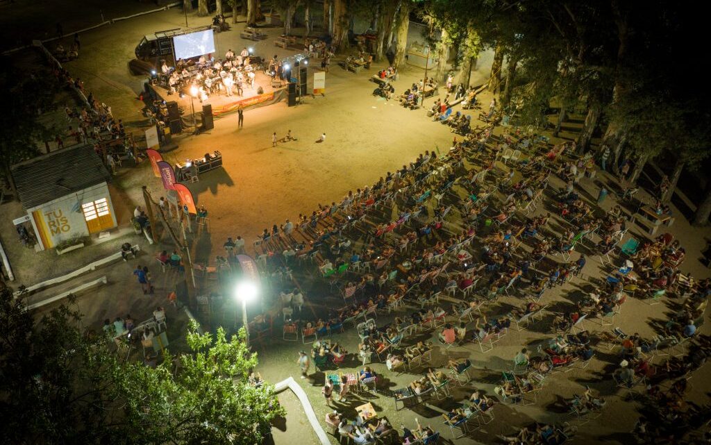 Arroyito: Las costas del Xanaes brillaron con la cultura y el espectáculo