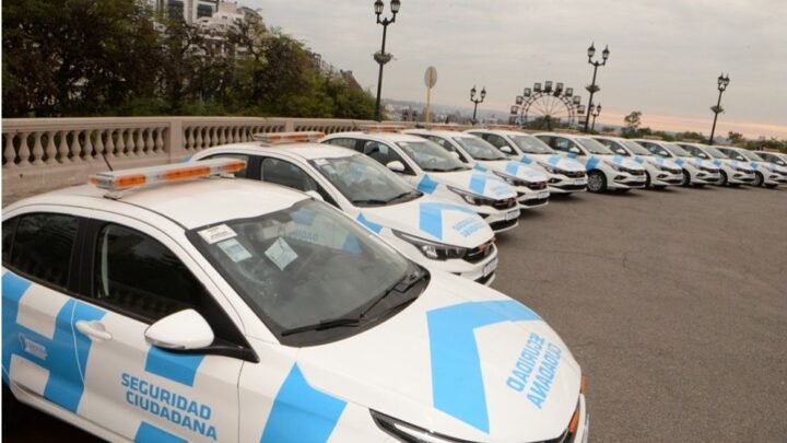 Provincia entregará 25 nuevos móviles de seguridad ciudadana a localidades de la región