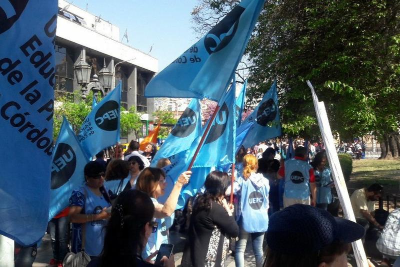 Salarios: Córdoba ofrece a los docentes un 60% para el segundo semestre Salarios: Córdoba ofrece a los docentes un 60% para el segundo semestre