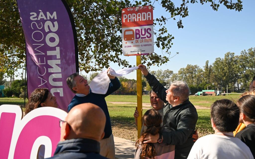 En Arroyito ponen en marcha el primer transporte público municipal