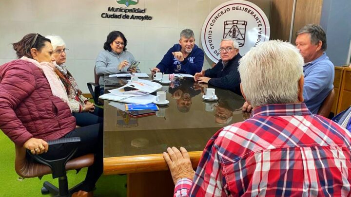 Arroyito: comienzan a organizar el 3° Encuentro Nacional e Internacional de Autos Antíguos