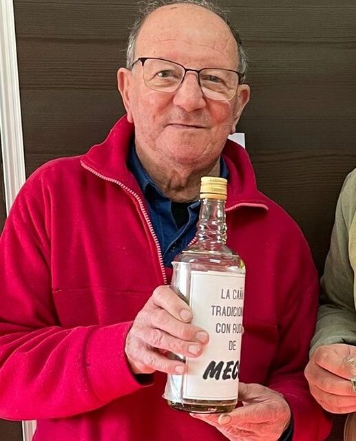 La caña de Meco Grinovero, una tradición que comparten los vecinos de La Puerta