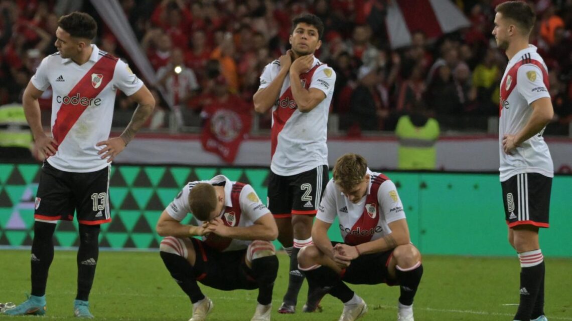 Con River eliminado de la copa hoy juega Boca con el debut de Cavani